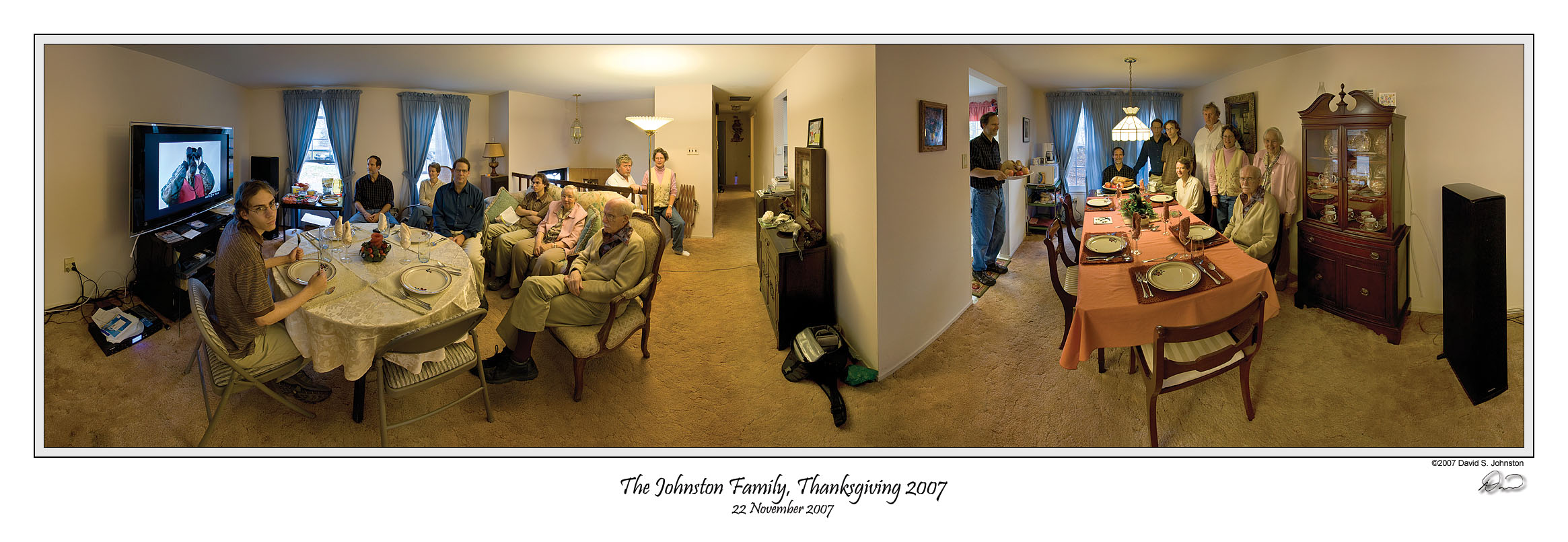 Thanksgiving 2007 Pano.jpg