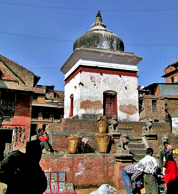 Neighborhood stupa