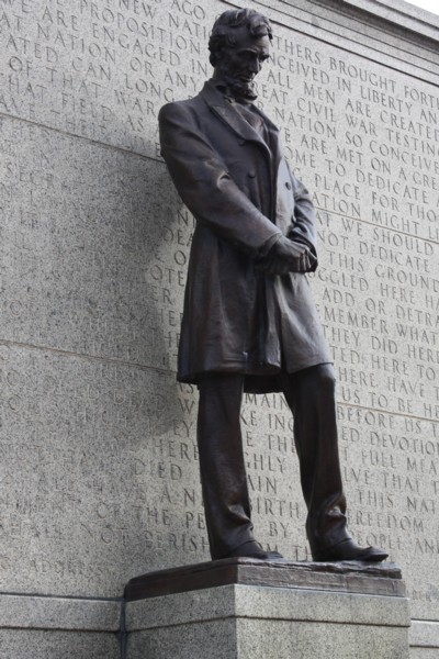 Statute of Abraham Lincon <br>Inscription is the Gettysburg Address