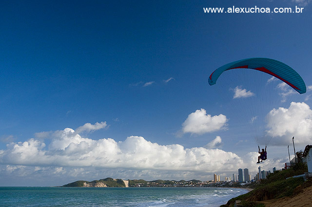 Passeio de Parapente em Natal com morro do careca ao fundo, Rio Grande do Norte 9615