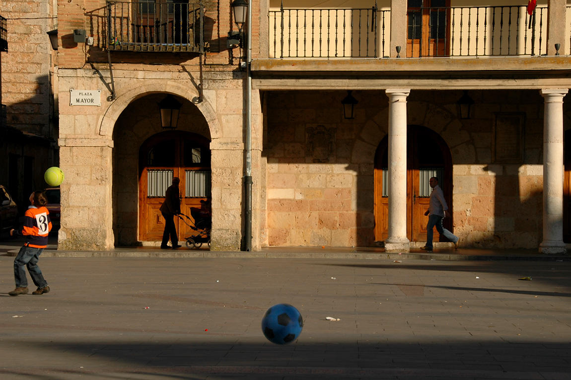 Floating Ball - El Burgo de Osma