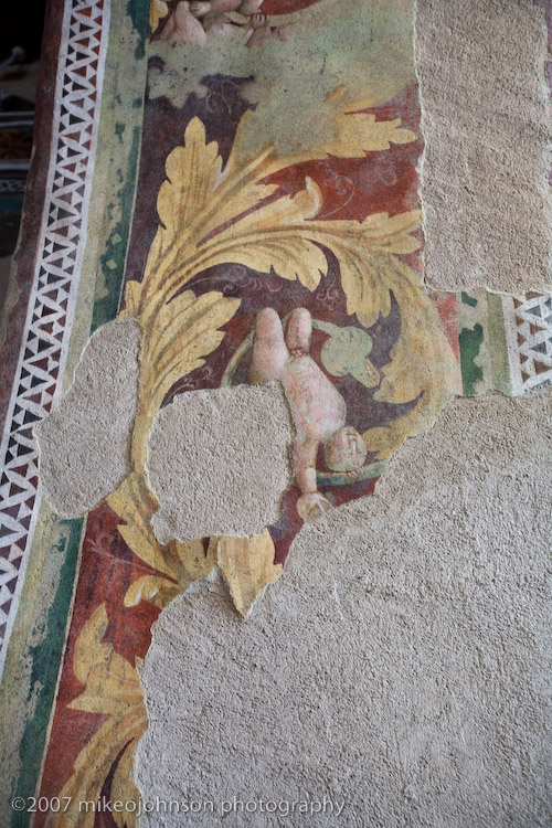 Frescoes in the painted room of La Rocca