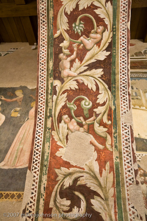 Frescoes in the painted room of La Rocca