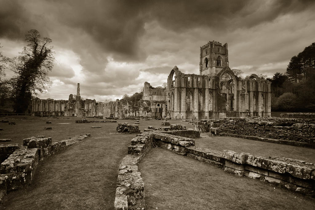 20120424 - Fountains Abbey