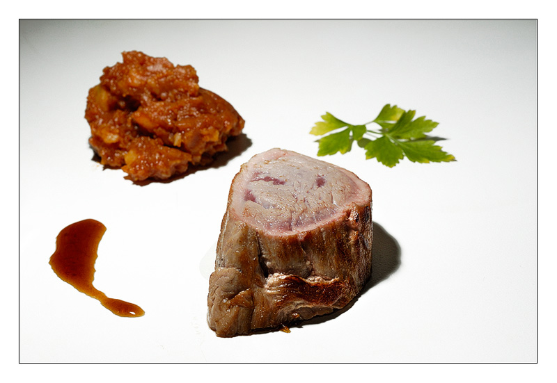 Solomillo de cerdo con salsa de PX y patatas revolconas