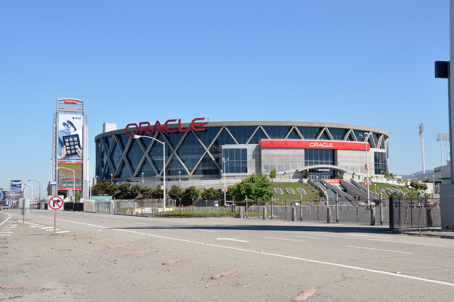 Oracle Stadium Oakland - DSC_9301.jpg