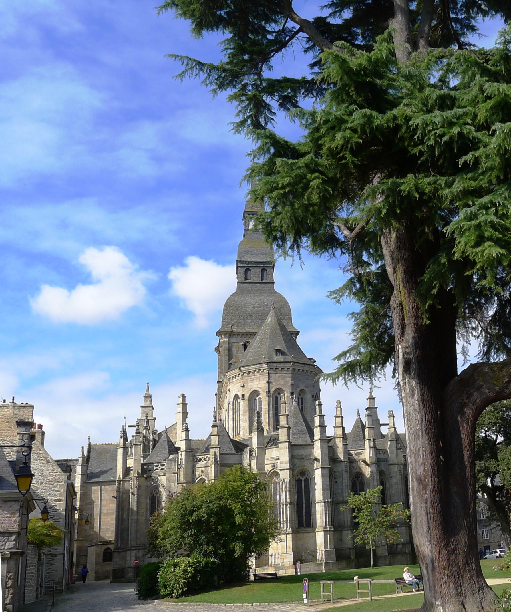 Dinan