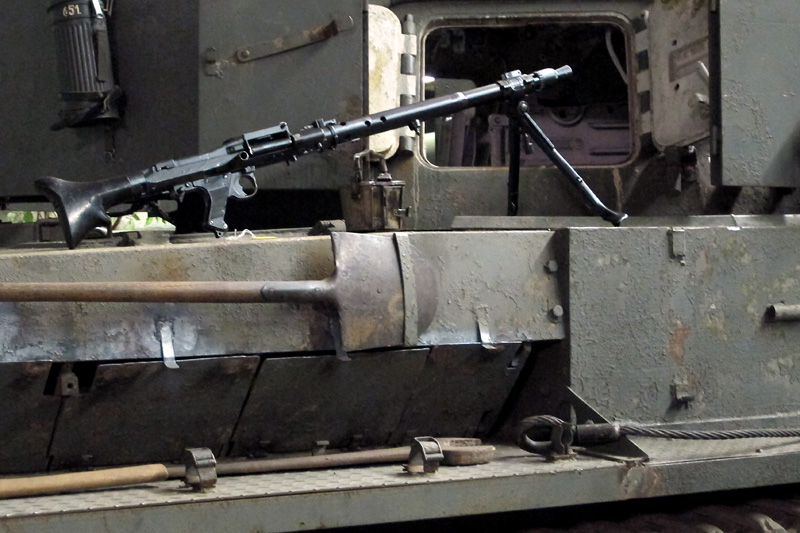 MG42