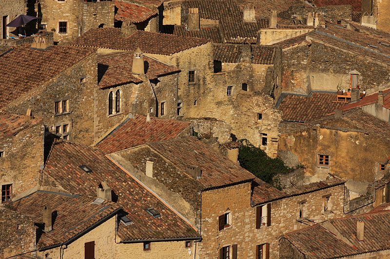 Le village au soleil