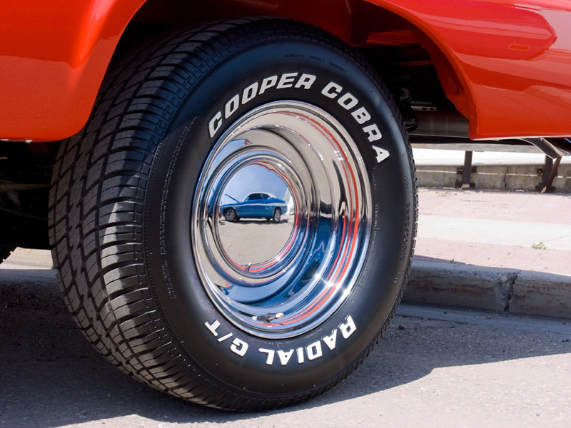 A Wheel Reflection. By mn88.