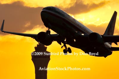 2009 - American Airlines B737-823 taking off at sunset aviation stock photo #3264