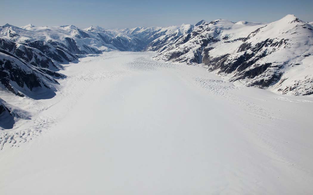 South Sawyer Glacier, View NW <br> (StikinePM042909--_051.jpg)
