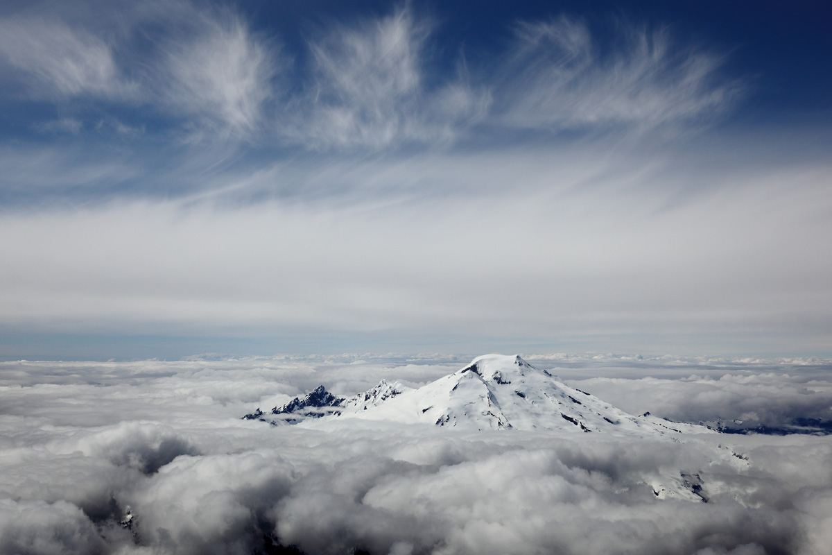 Baker, View NW <br> (MtBaker030610-001adj.jpg)