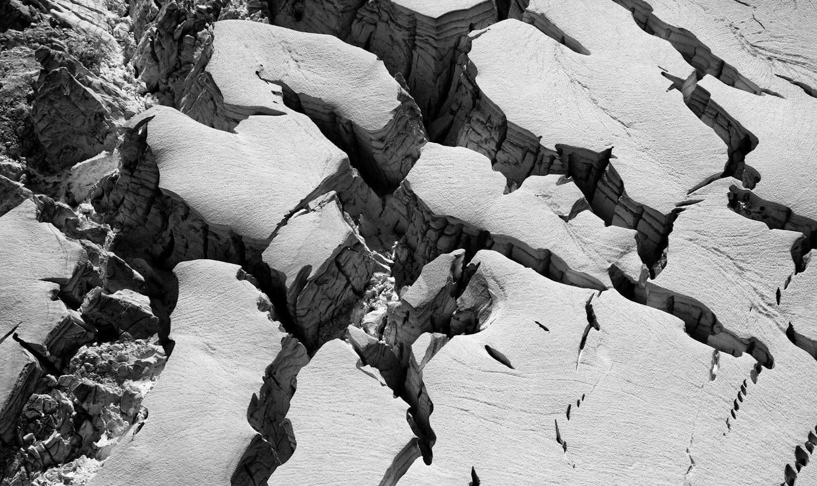North Canoe Glacier:  Crevasses & Seracs <br> (NCanoeGl_092712_022-4.jpg)
