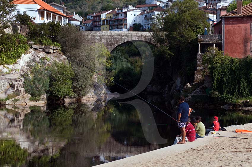 O Rio Alva em Av