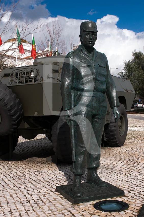 Monumento a Salgueiro Maia