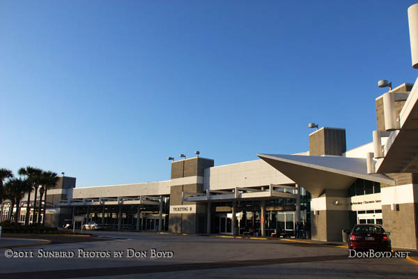 2011 - main terminal at St. Petersburg-Clearwater International Airport stock photo #5609