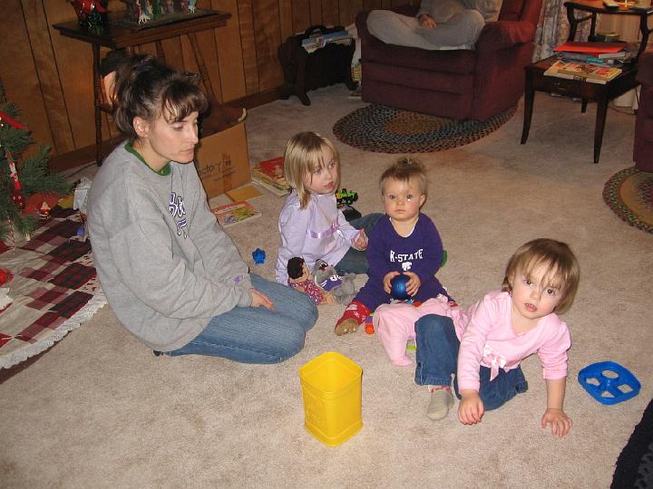 2008_12_25 Graice, Emma\slides\IMG_2406.JPG