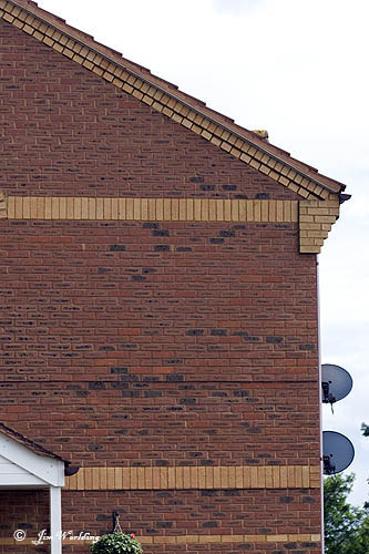 Request for specific patterns and features in brickwork