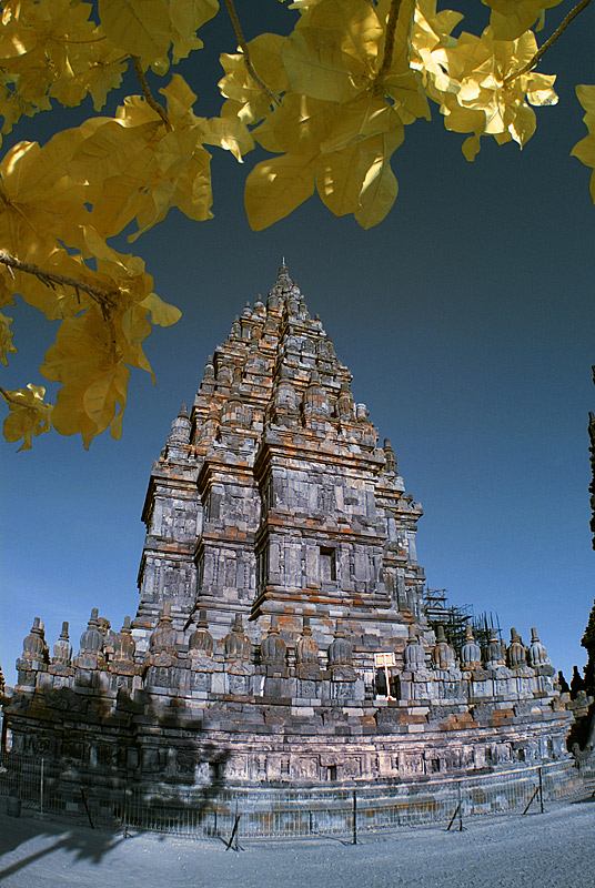 Candi Prambanan.