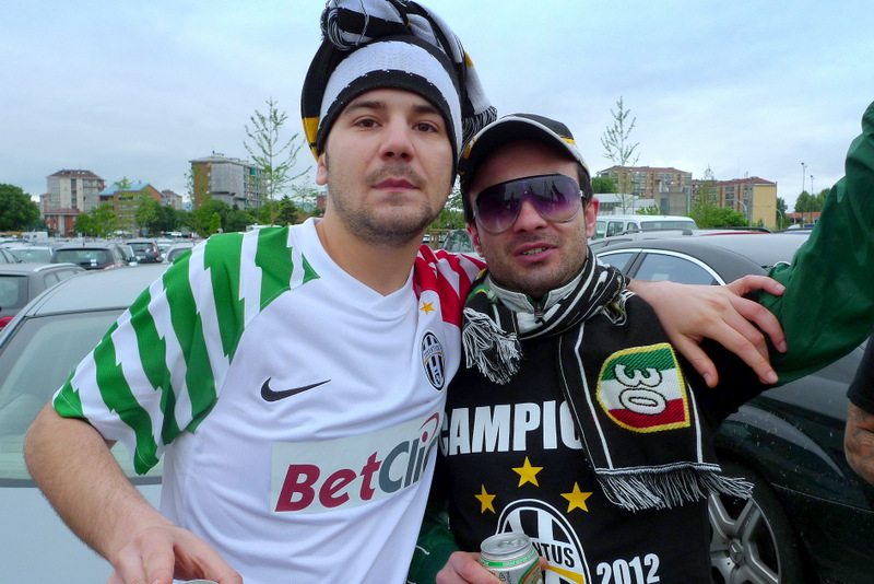 Crazy for Juventus - Italian Champion 2012 - The party supporters
