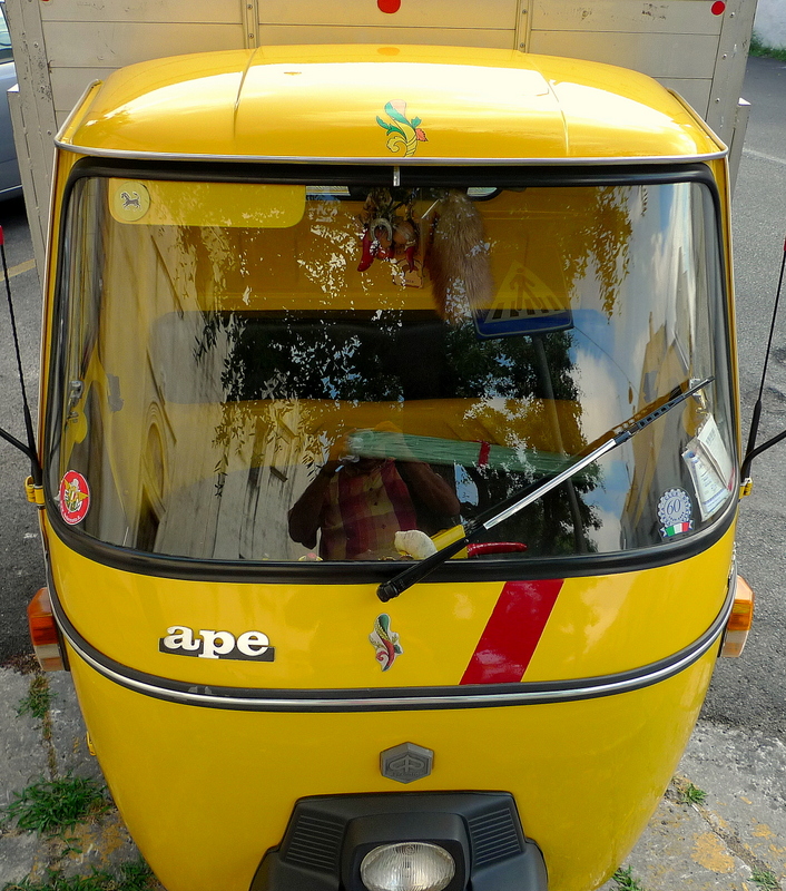 Yellow APE