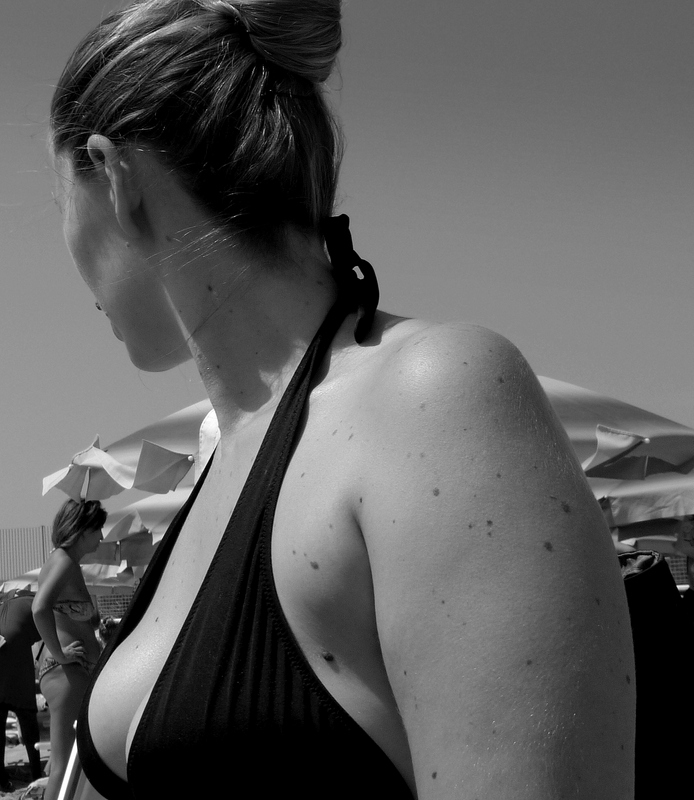 Girls of South Italy in B&W