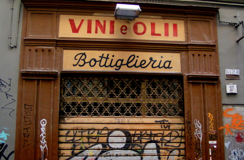 Store wine and oil