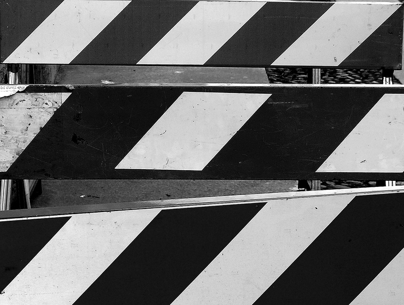 Lines b&w