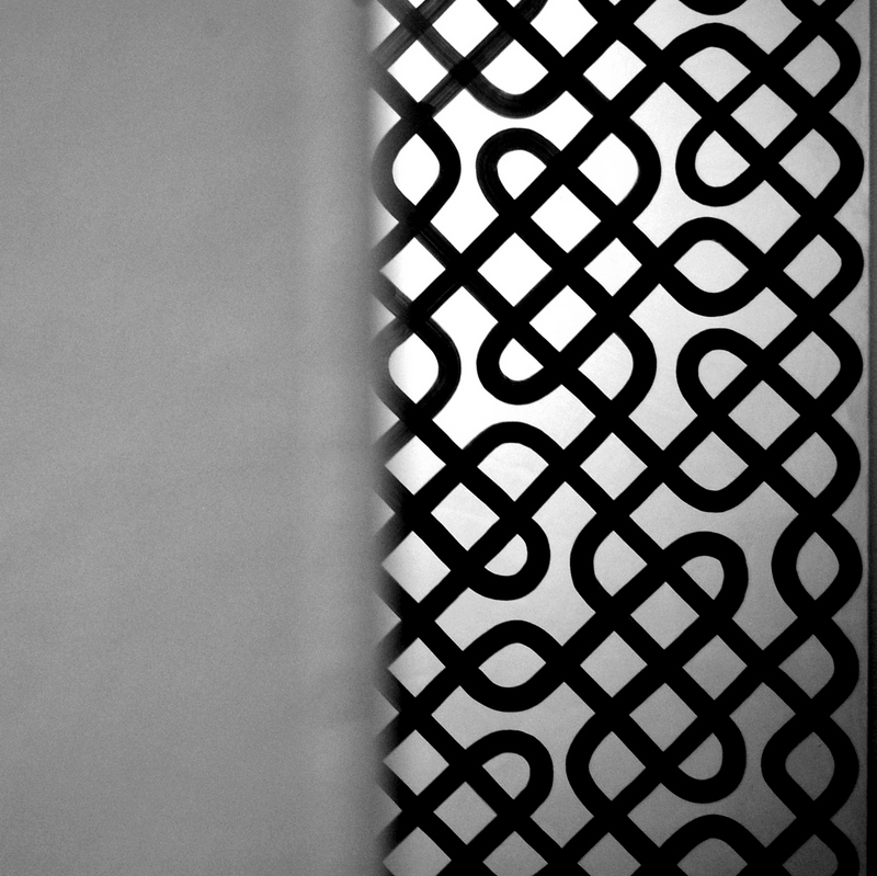 Lines b&w