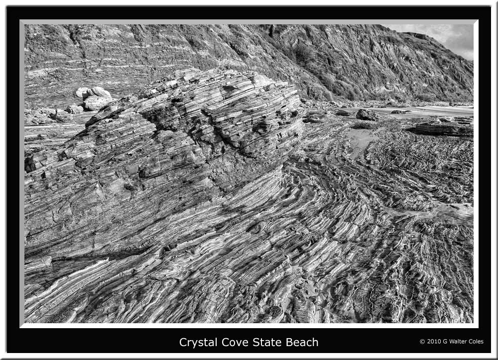 HDR Crystal Cove 2 12-20-10 25 BW.jpg
