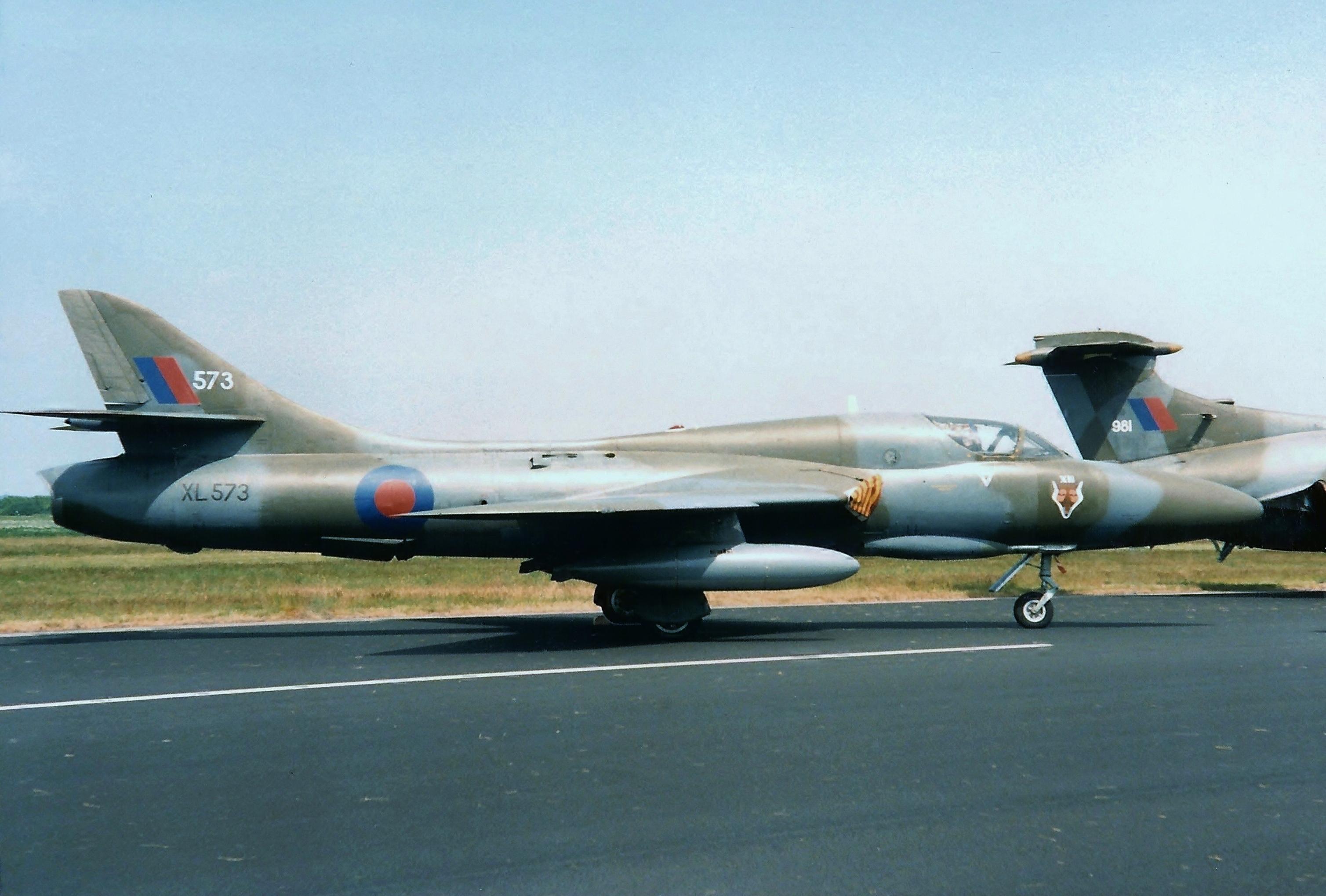 Hunter T.7 XL573