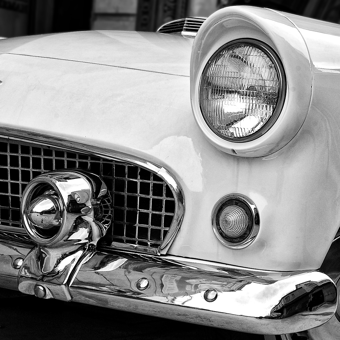 1957 Ford Thunderbird