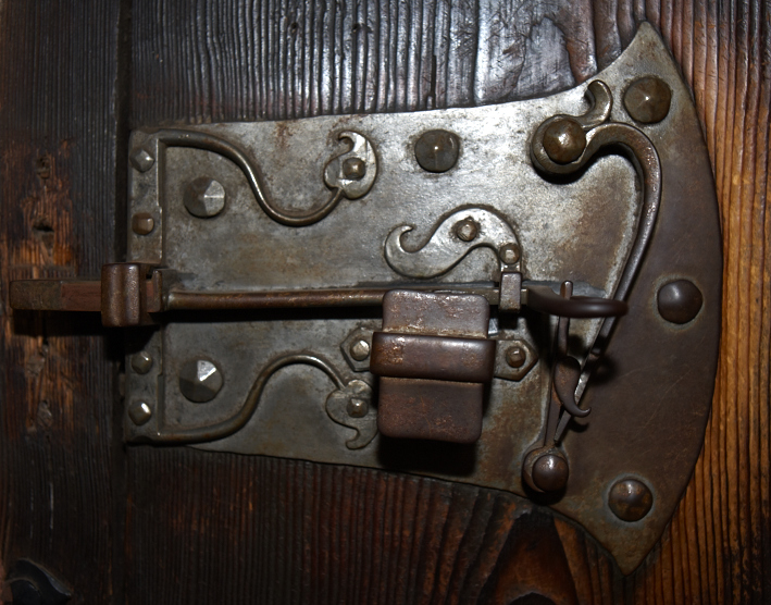 Doors_2941.jpg