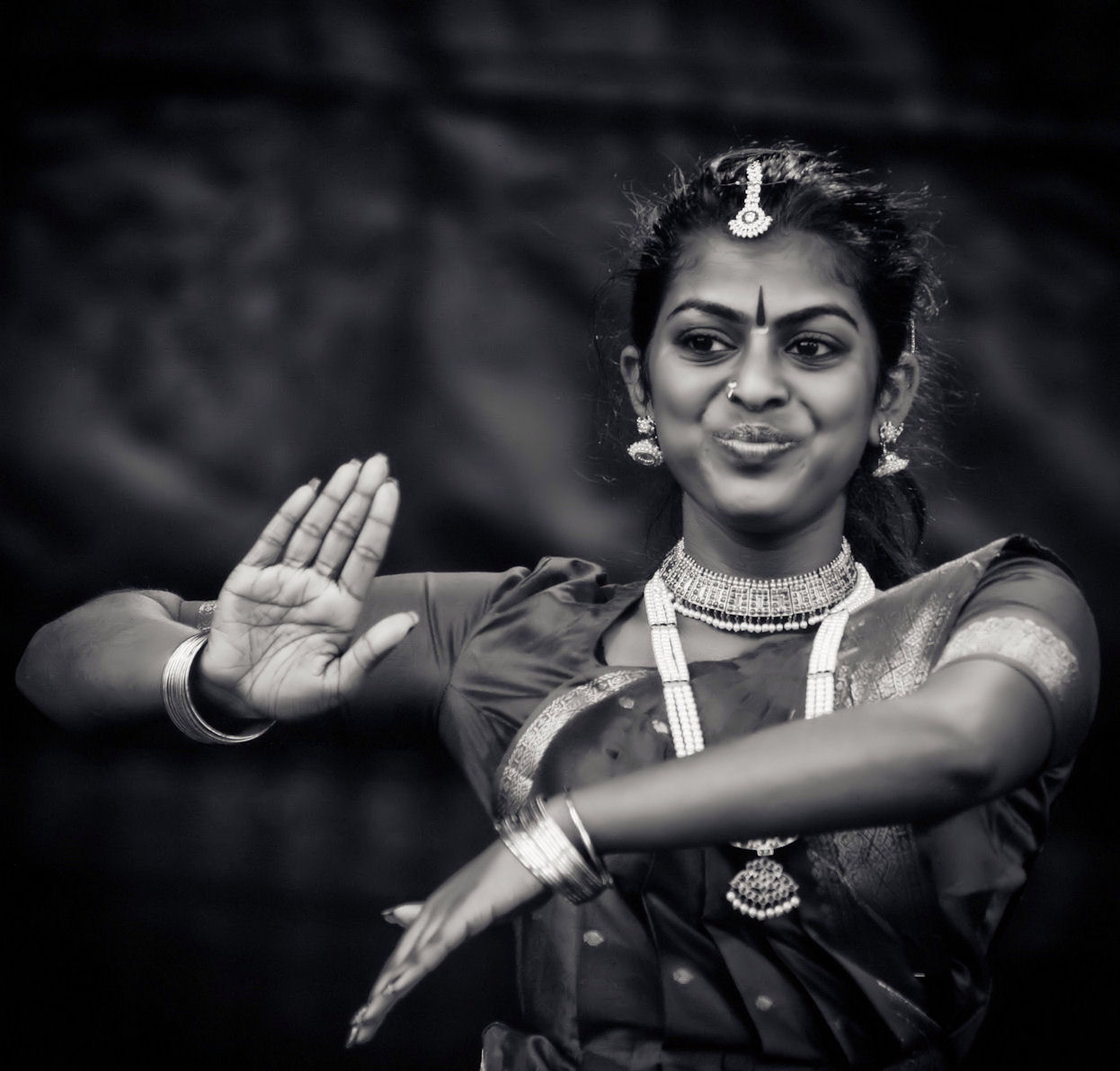 indian temple dance performance_4
