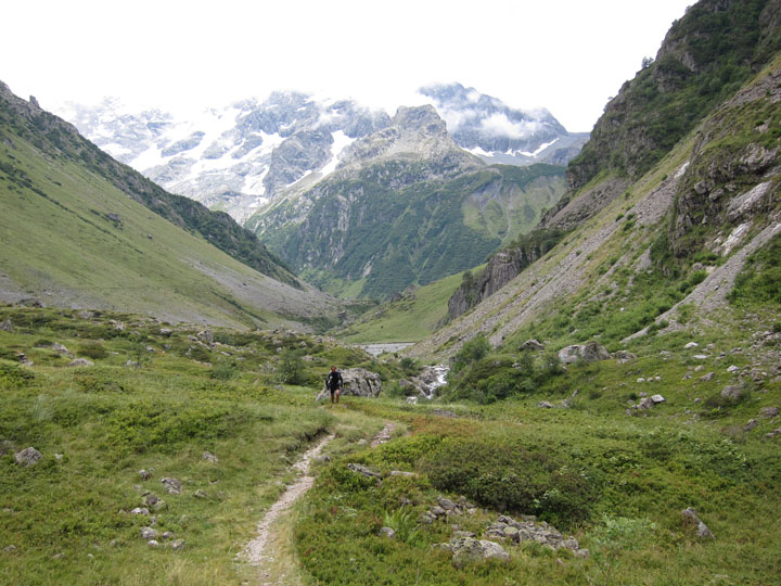 TOE 37 Before Refuge Xavier Blanc.jpg