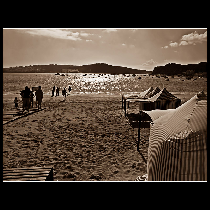 ... S. Martinho do Porto - Portugal ...