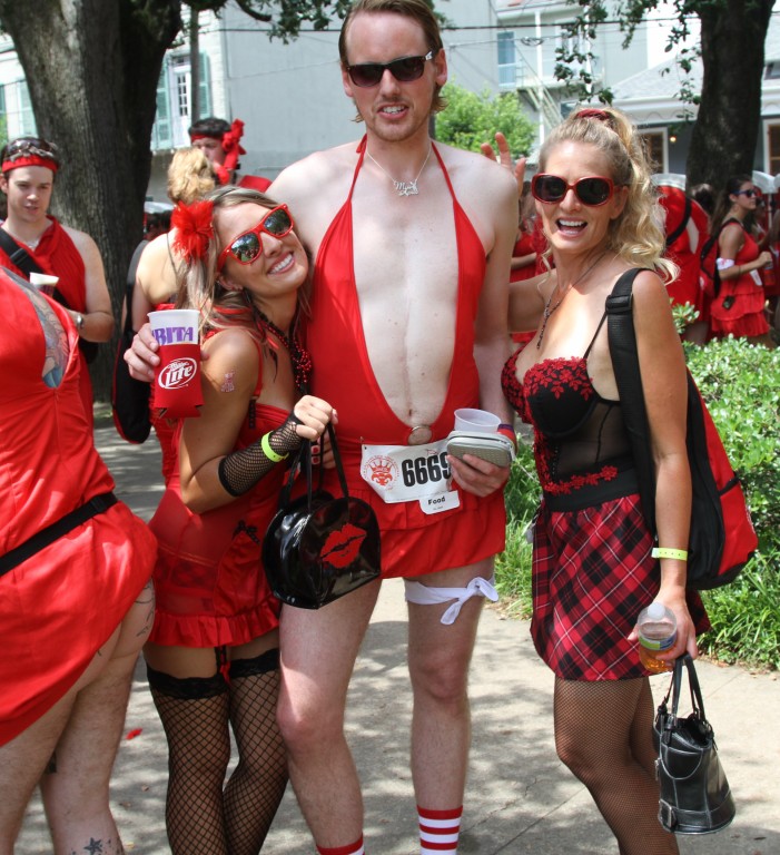 Red Dress Run 2010 (30).JPG