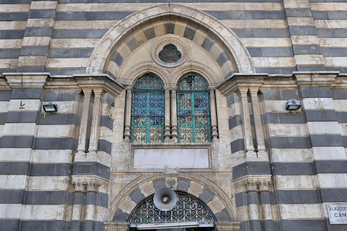 Gaziantep  Alaüddevle Camii dec 2008 6901.jpg