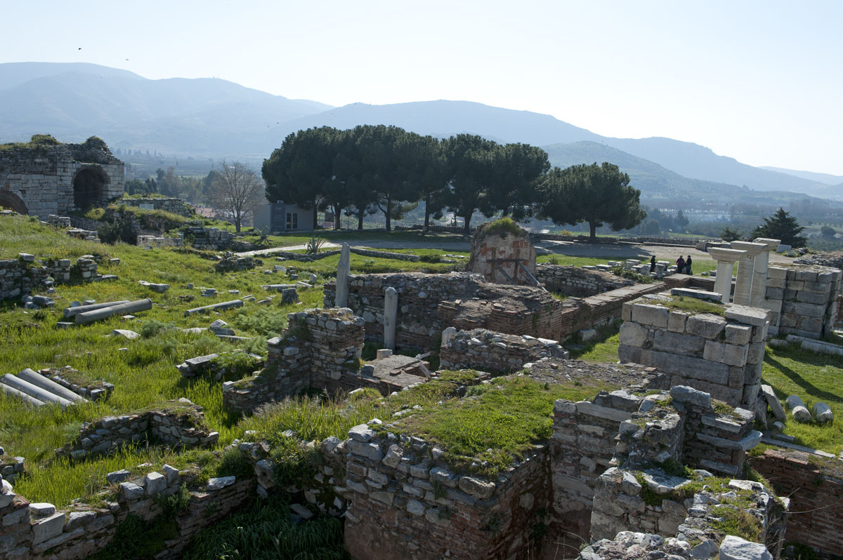 Selcuk Basilica of St John the Apostle March 2011 3280.jpg