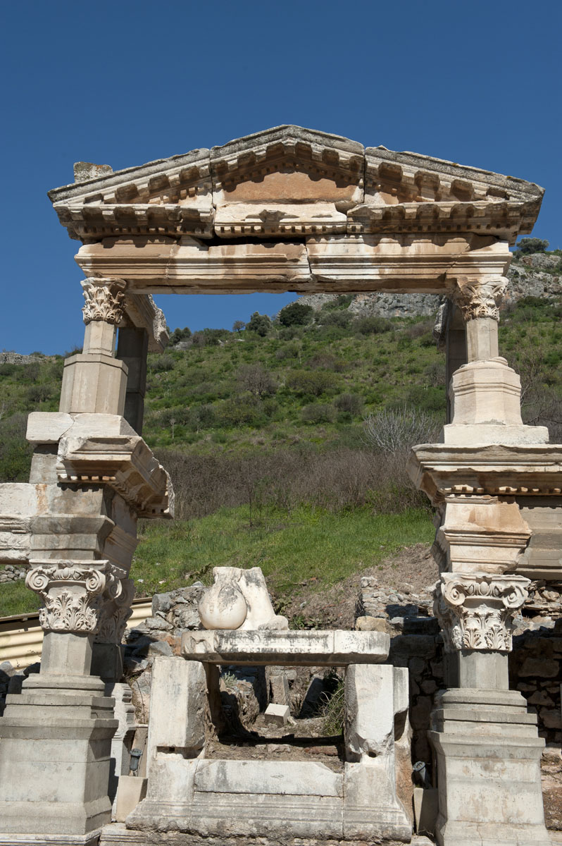 Ephesus March 2011 3729.jpg