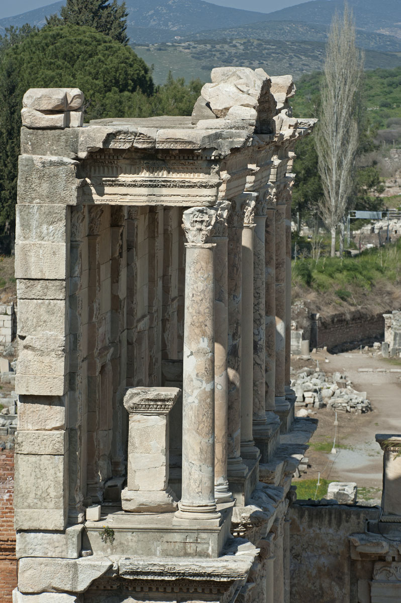 Ephesus March 2011 3720.jpg