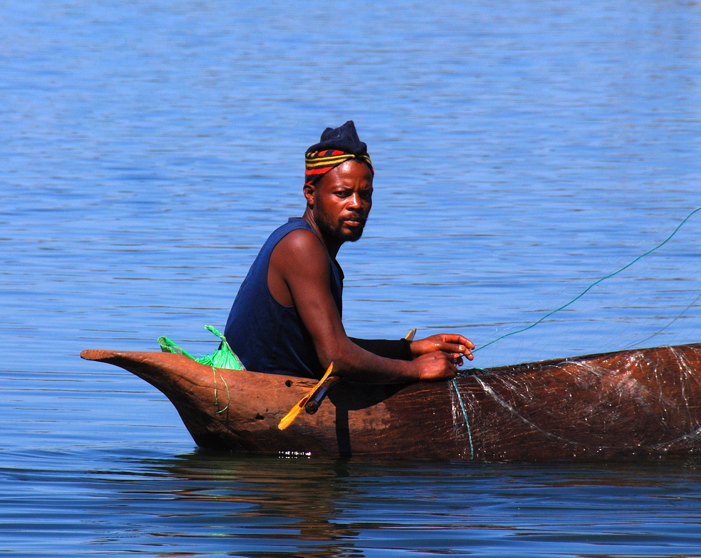 DSC_2090 Fisherman - Chicamba Dam Mozambique.JPG