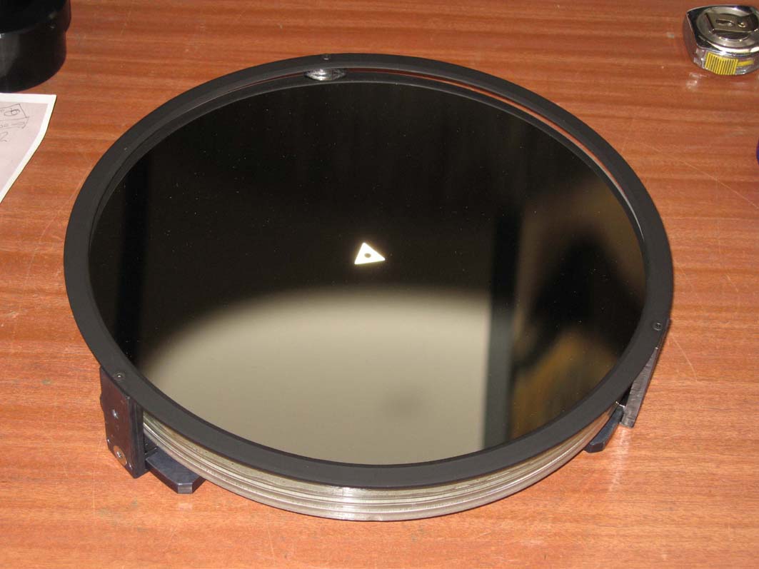 300mm Ultra Grade mirror mounted with beveled edge mask