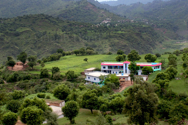Houses near Narrh