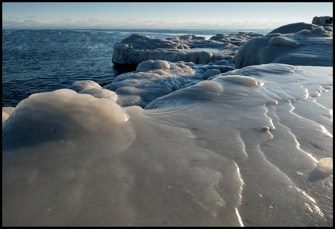 Ice at Grsgrds hamn land