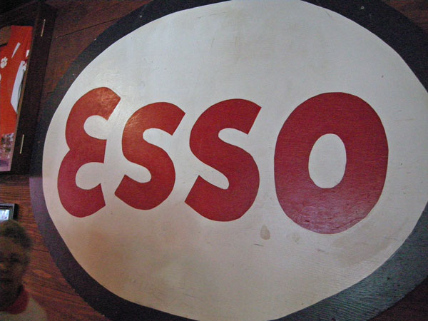 11 Esso Club 6191
