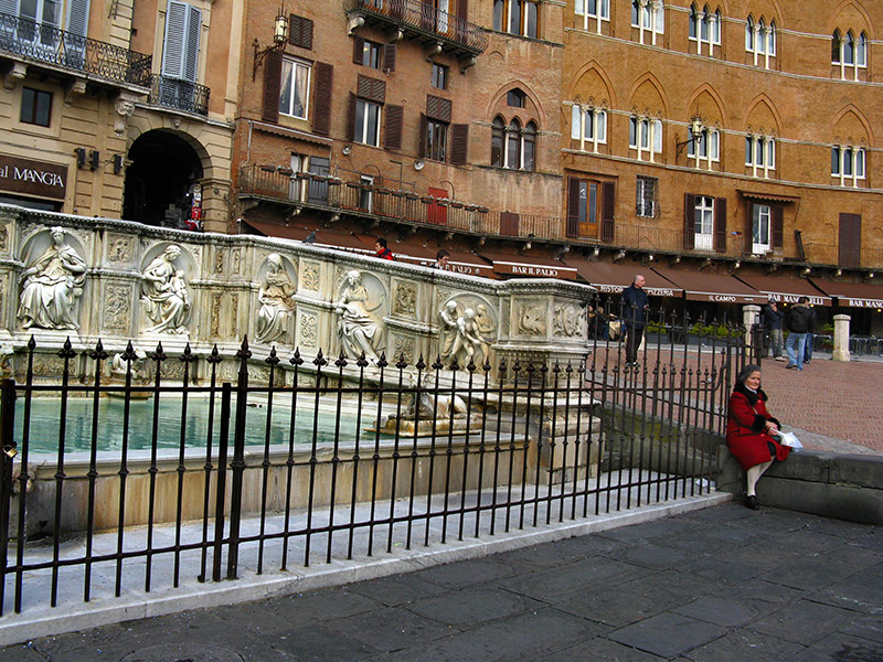 Fonte Gaia .. S9184