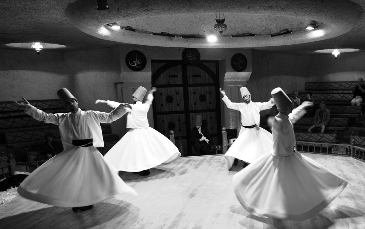 dervish tourneurs