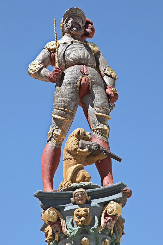 Fountain figure in La Neuveville